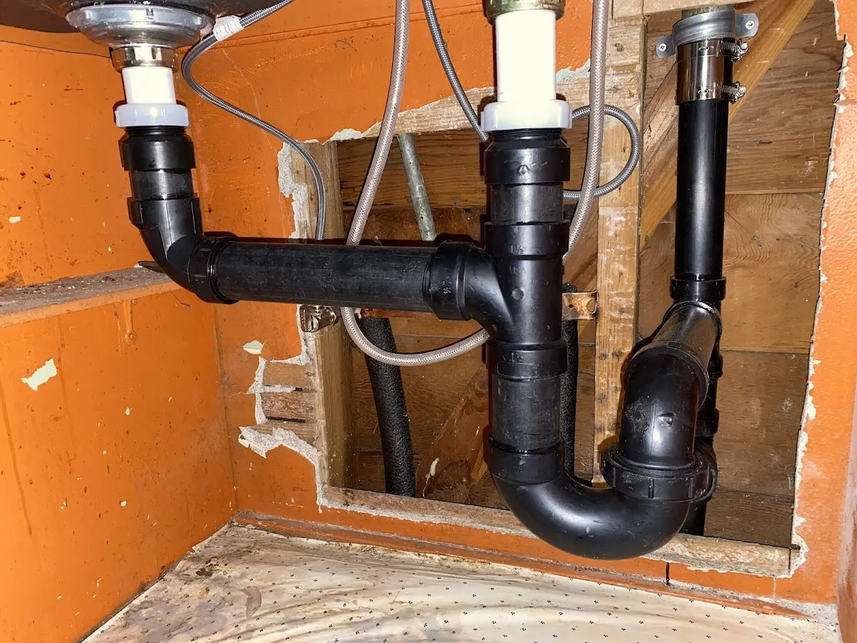 Professional Garbage Disposal Repair equipment and tools on the job in Port Orchard